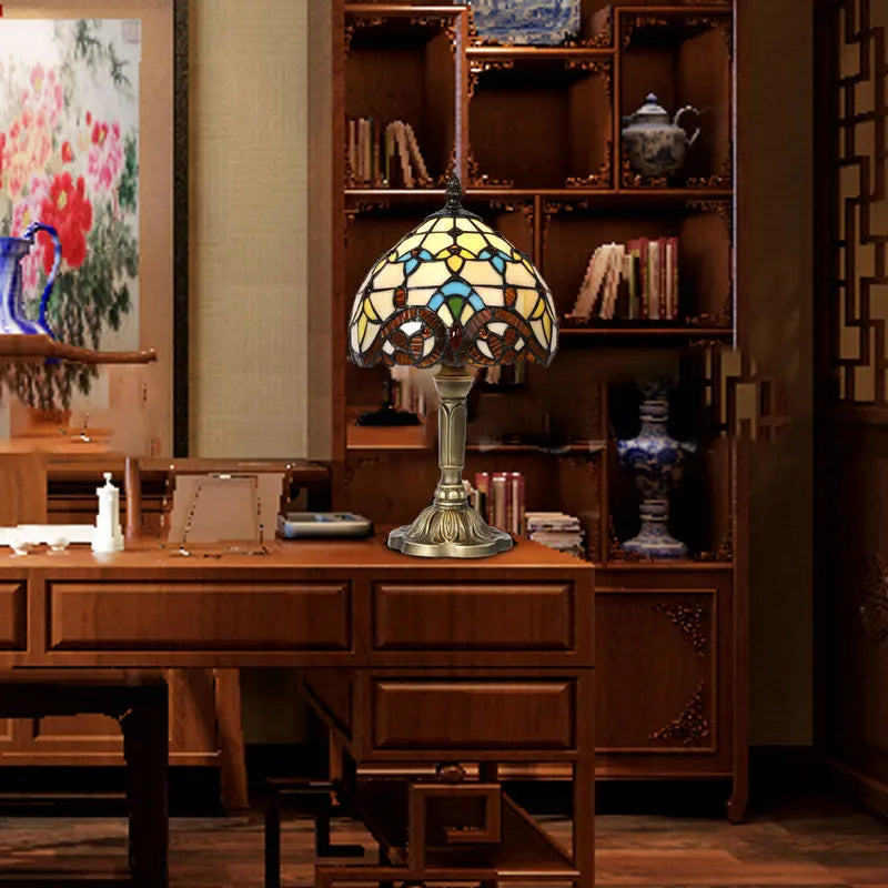 Tiffany Stained Glass Table Lamps Retro Mediterranean Bedside Table Lamp Light With Plug in Baroque Bedroom Table Lights