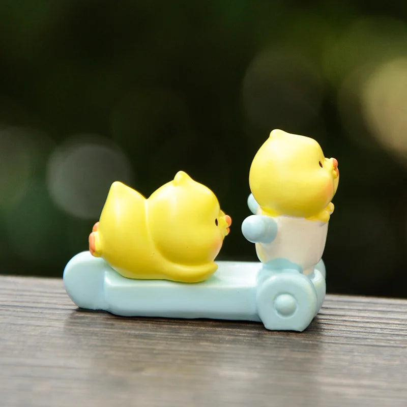 Figurines Miniatures Cute Yellow Chicken Animal Micro Landscape Ornaments For Home Decorations Room Decor Desk Accessories