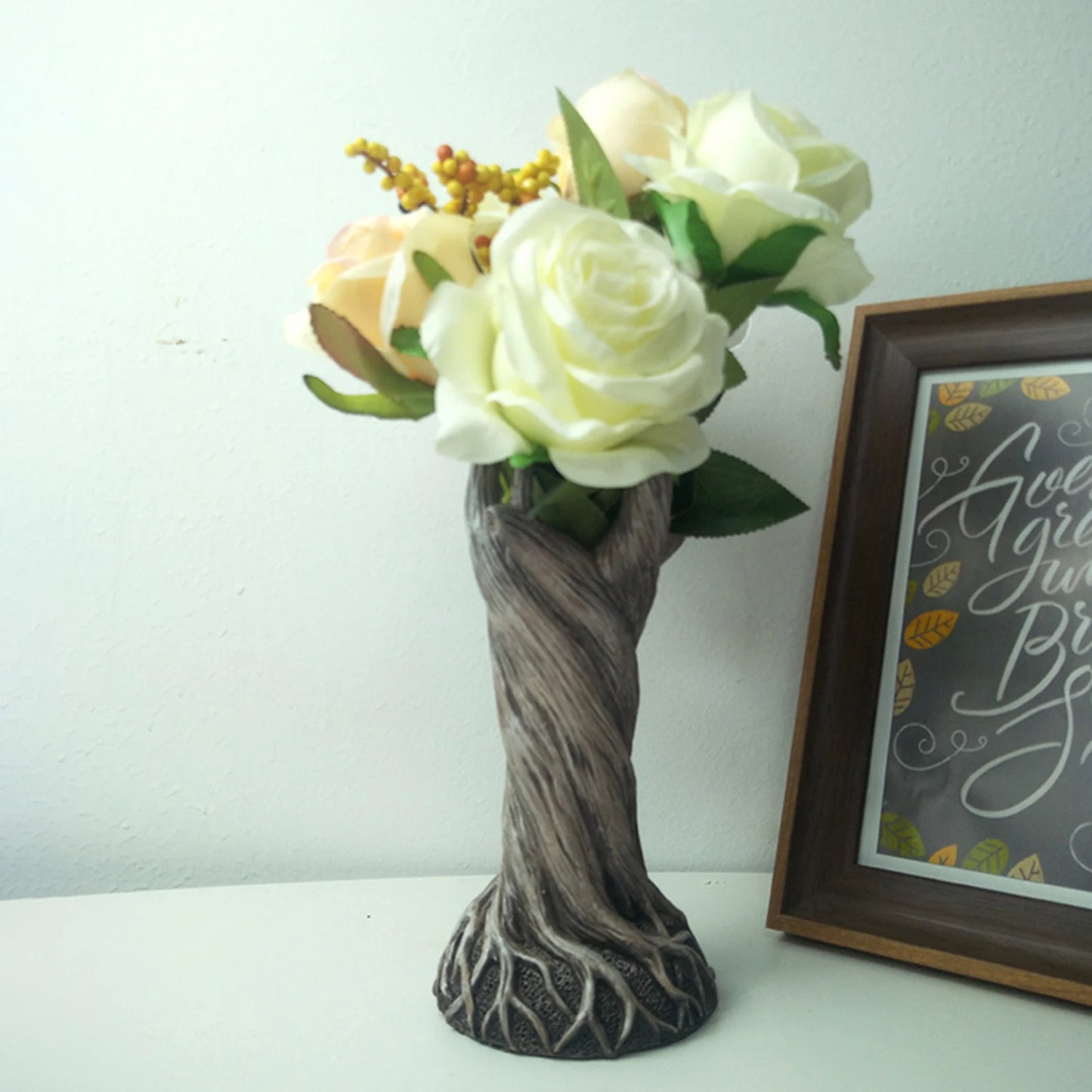 Dry Floral Plant Vase Ornament Creative Resin Indoor Statue Vase for Birthday Gifts New Year's Gifts