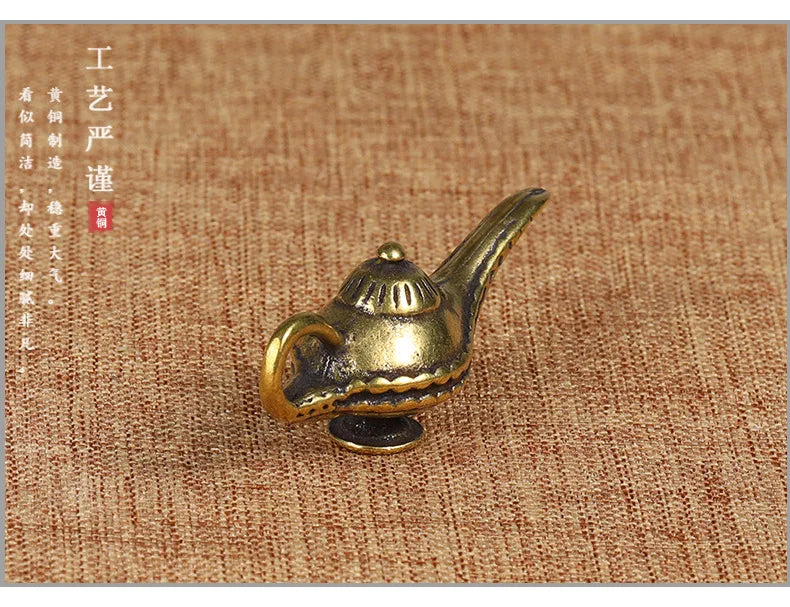 Brass Aladdin Magic Lamp Figurines Miniatures Creative Keychain Pendant Decoration Trinket Metal Copper Oil Lamp Keyring Hanging