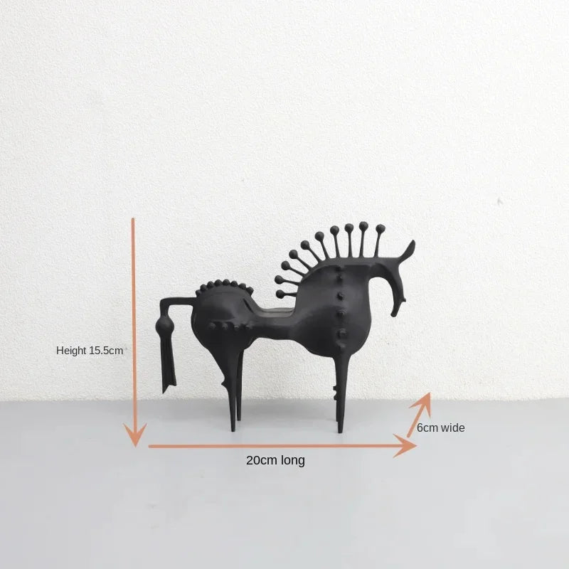 Thorn Horse Black Metal Abstract Statue,Creative Ornament, Home, Living Room, Office, Desktop Decoration, Handicraft Accessories