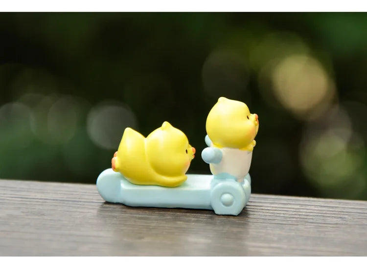 Figurines Miniatures Cute Yellow Chicken Animal Micro Landscape Ornaments For Home Decorations Room Decor Desk Accessories