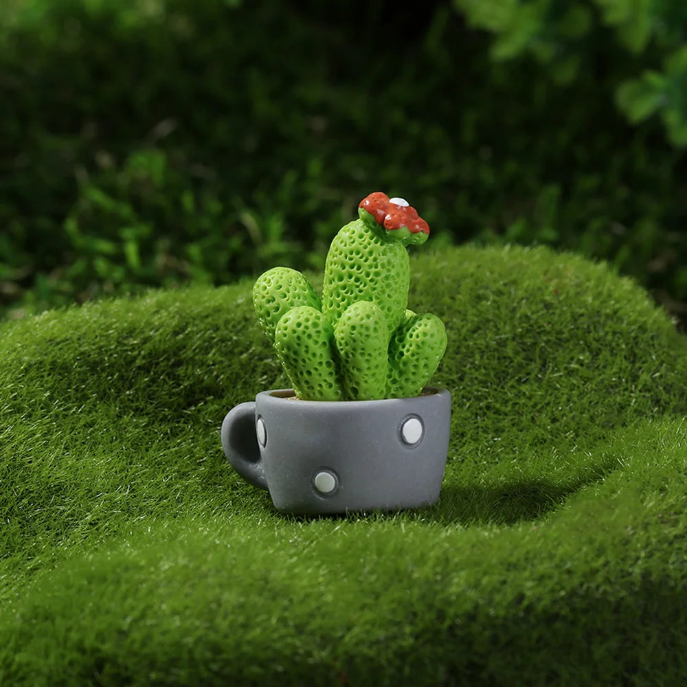 2.5-3.4cm 1/4Pcs Funny Cactus Flower Figurines Resin Cactus Miniatures Micro Ornaments DIY Mini Sculpture Decoration Crafts